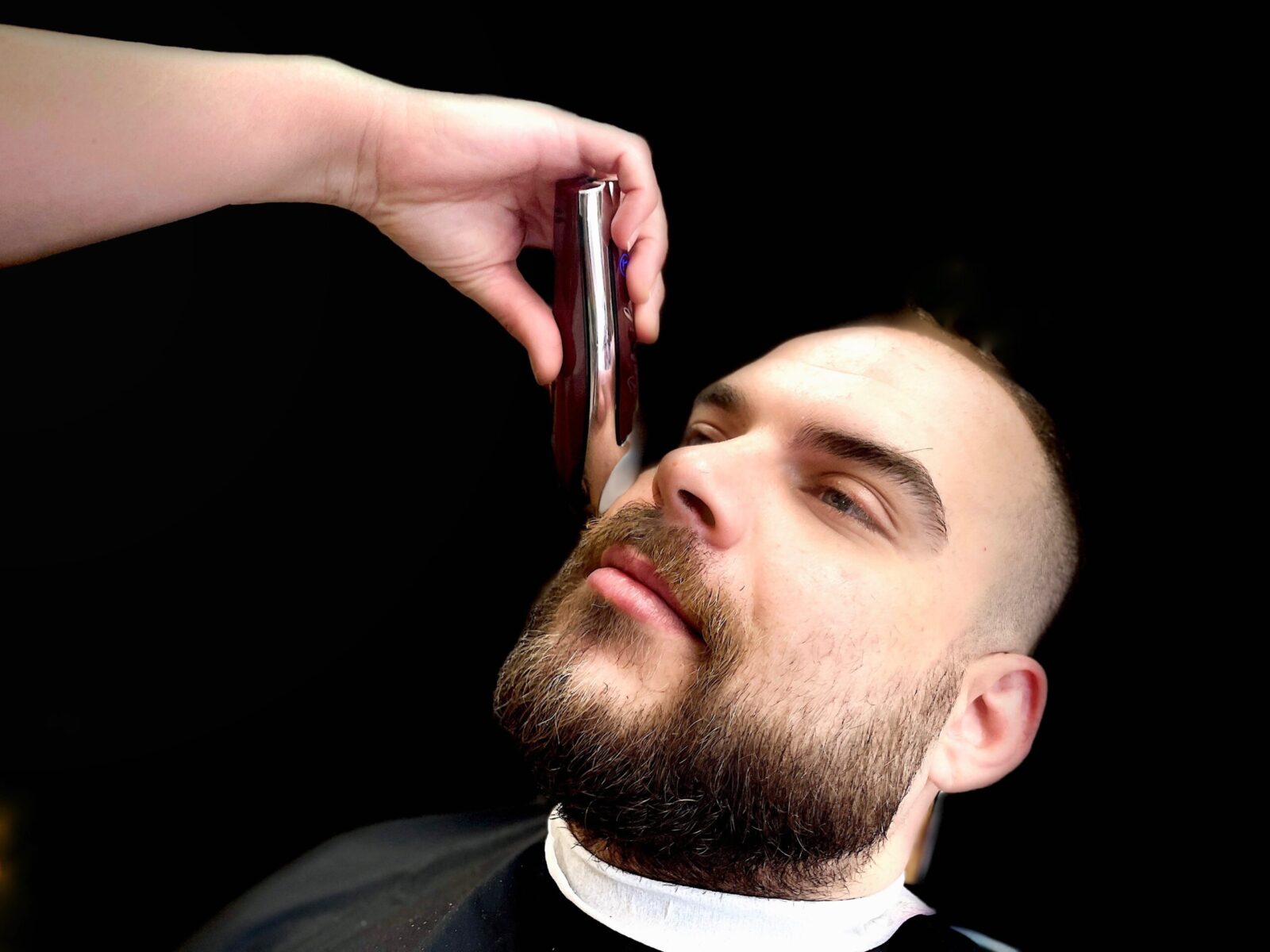 Barber shop vicino a me. Barba